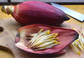 Read more about the article Banana Flower and Cowpea – A highly nutritious and Protein rich meal